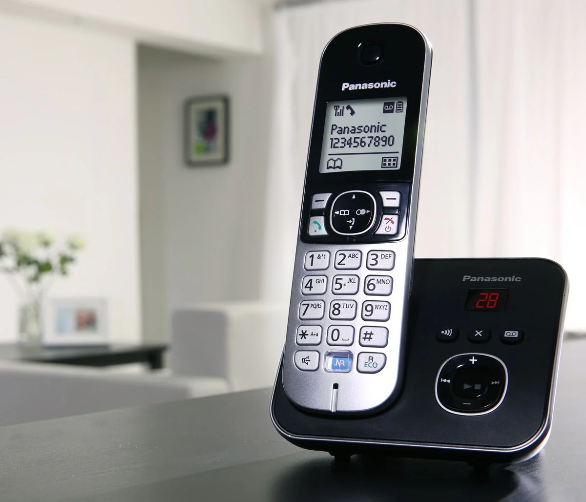Panasonic KX-TG 6824 Cordless Phones, Quad Handset with Answer Machine - Image 6